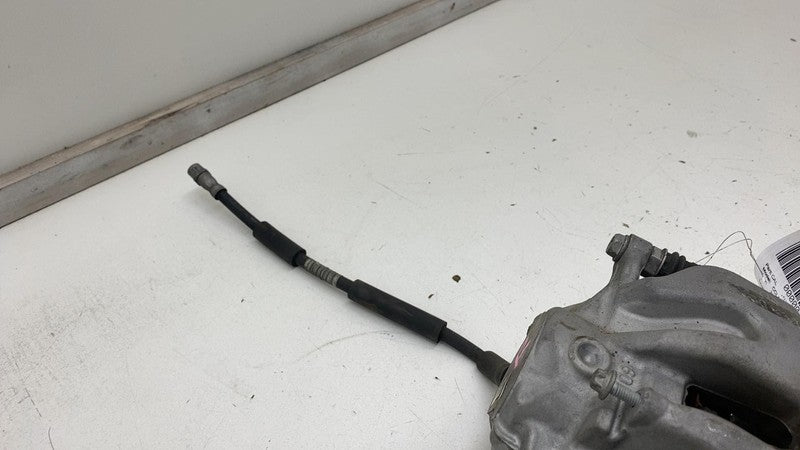 ⭕ 15-23 Mercedes C-Class C300 W205 Front Right Caliper & Brake Hose A2