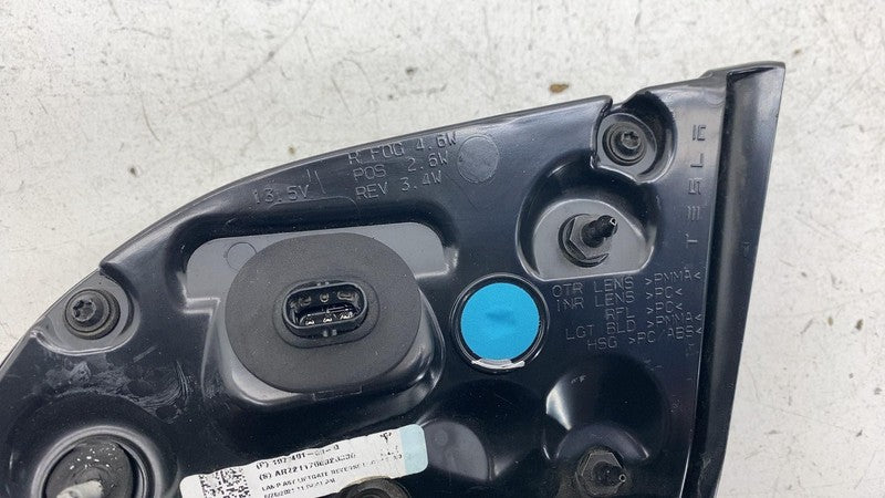 ⭕ 17-23 Model 3 Rear Left Inner Taillight LED Tail Lamp (3-Pin) LH 107