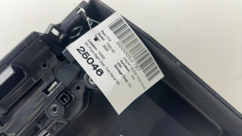 ⭕ 21-23 Model 3 Front Passenger Side Interior Door Panel Trim Card Rig