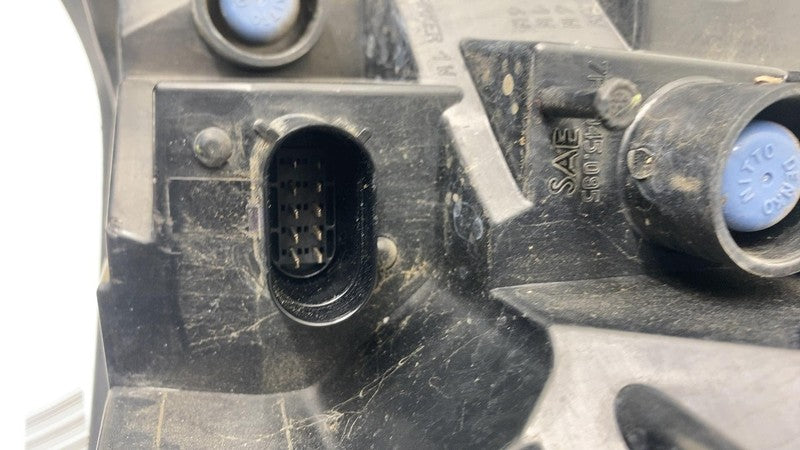 7P5945095L 2011-2014 Porsche Cayenne Rear Driver Side Outer Taillight LED Tail Lamp Left LH