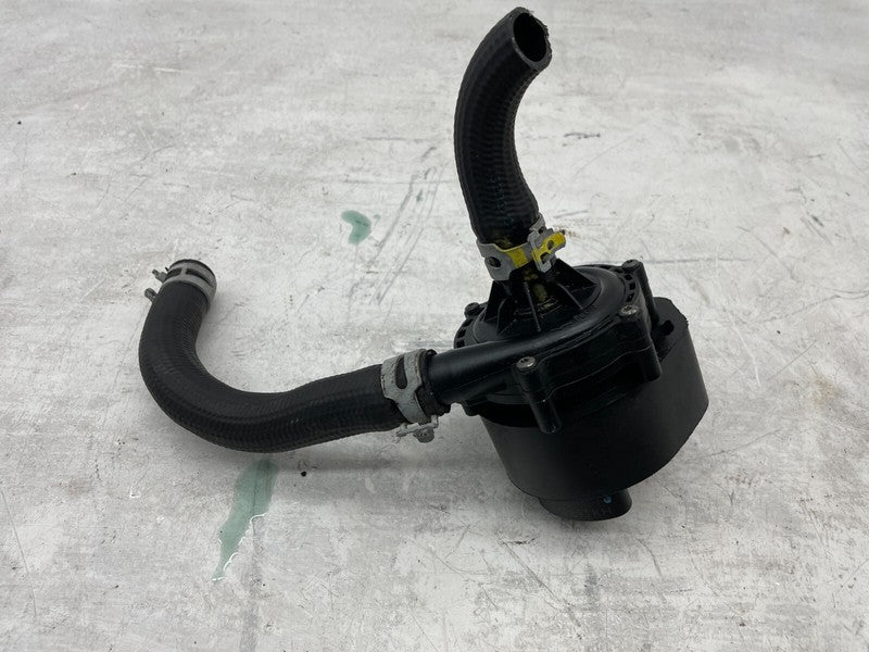 1035348 00 F ⭕ 16-20 Tesla Model S X Cooling System Auxiliary Water Coolant Pump 1035348-00-F