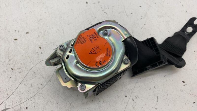 ⭕2019-2023 Audi E-Tron Quattro Left or Right Seatbelt Beat Belt & Retractor Assy