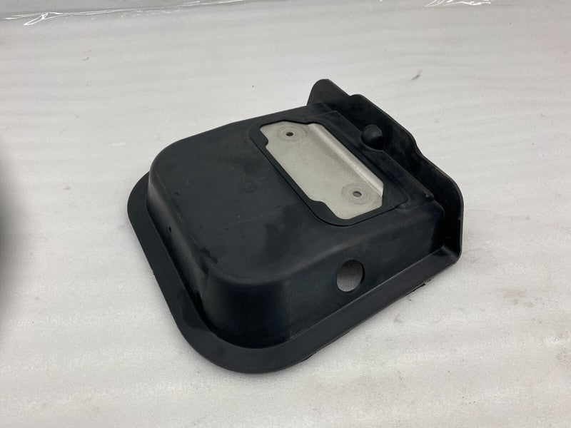 100589200B ⭕ 12-15 Model S Front Hood Lock Latch Surround Trim Cover Bracket 1005892-00-B