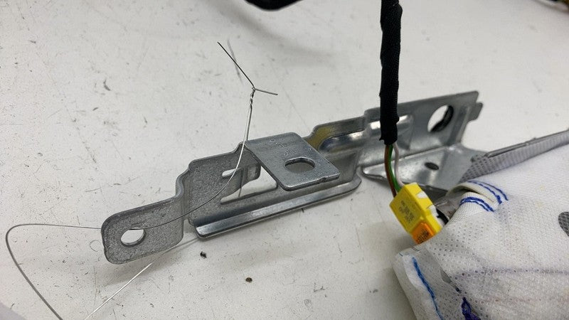 9Y0880442G ⭕2020 Porsche Cayenne Rear Right Side Seat SRS Airbag w/ Wire Harness 9Y0880442G