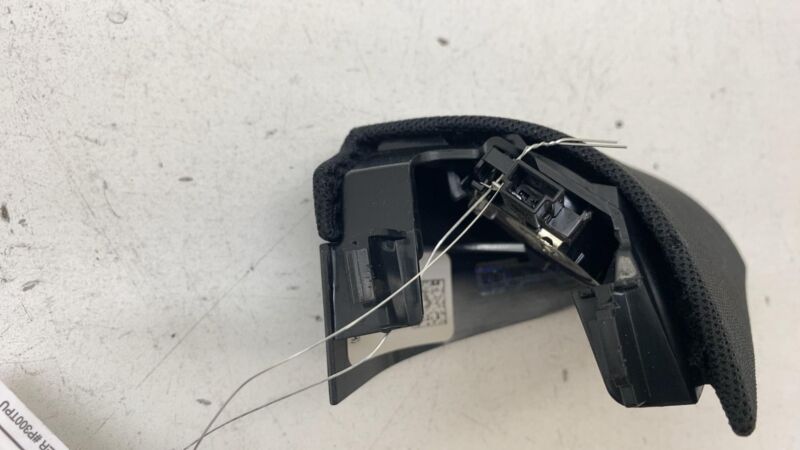 149820500B 2021-2024 Tesla Model X MX Front Passenger Side Door Trim Tweeter Speaker Assy