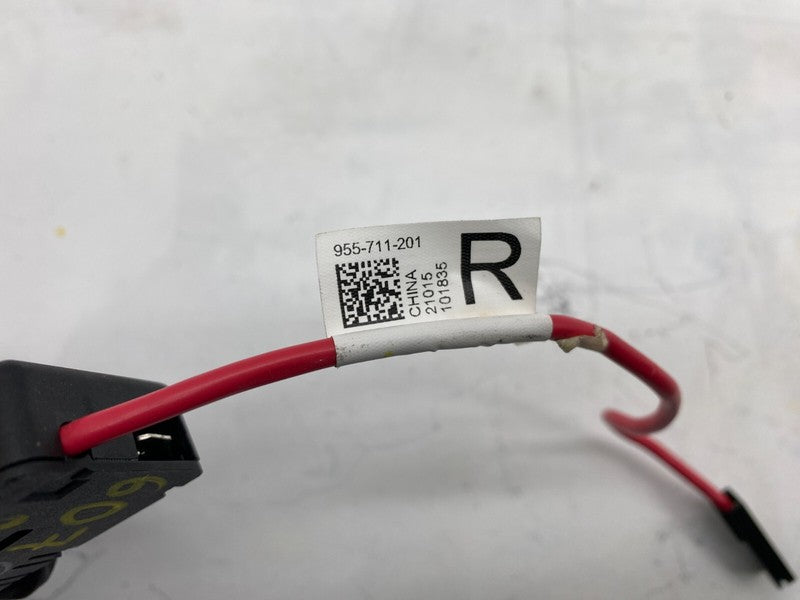 1509421 00 B ⭕ 2021-2025 Tesla Model S X Infotainment Antenna Noise Filter +12V 1509421-00-B