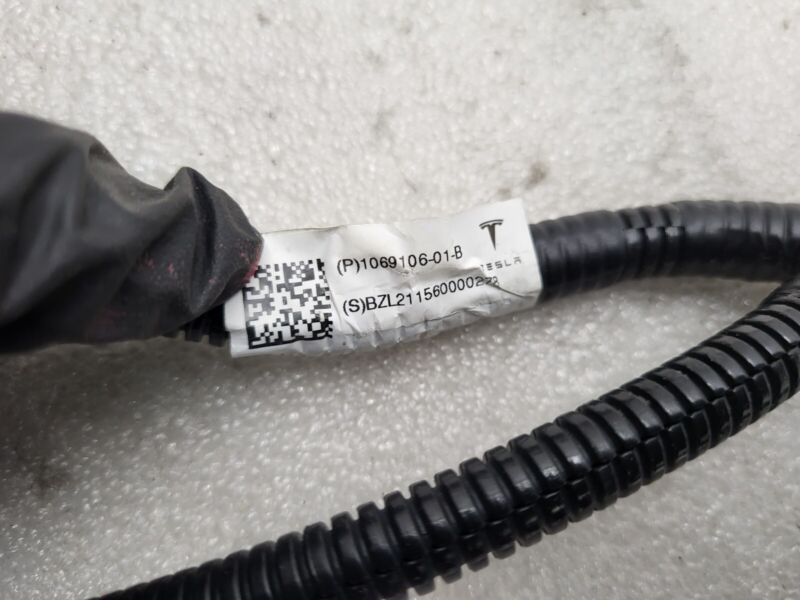 1004426 00 M ⭕ 2012-2015 Tesla Model S Rear Right Door Wiring Harness Cable Wire 1004426-00-M