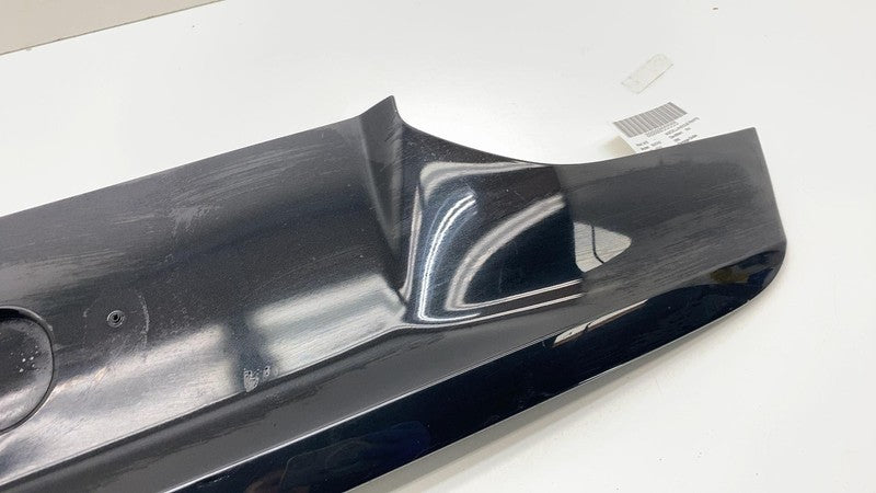 7424734-04 🍩16-19 BMW 740i 750i G11 G12 Trunk Lid License Plate Mount Lower Panel Finisher