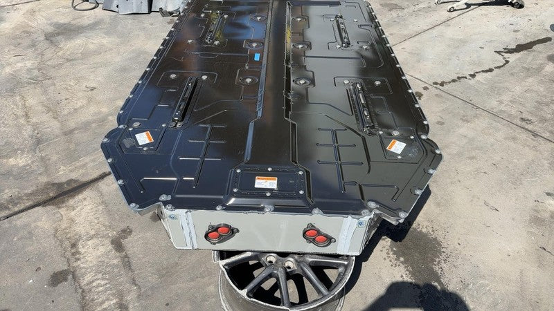 PT00050298P ⭕ 22-24 Rivian R1T R1S High Voltage Battery Module Pack 141kWh 392V PT00050298-P