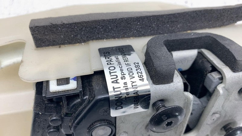 150067300A ⭕ 2017-2023 Tesla Model 3 Y Front Right Door Lock Latch Actuator RH 1500673-00-A
