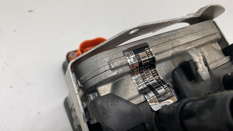 HU5A14B218AB ⭕21-24 Ford Mustang Mach-E Auxiliary Heater Control Unit Assembly HU5A-14B218-AB