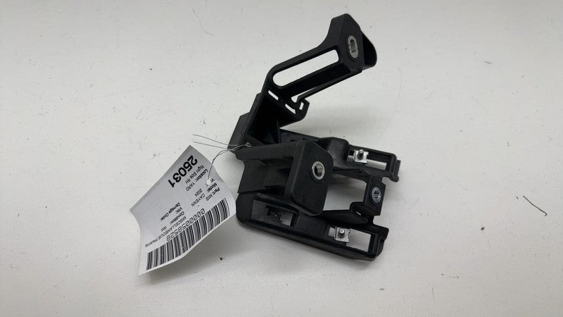 9Y3 867 234 D ⭕ 19-24 Porsche Cayenne Front Passenger Side Blindspot Spot Mount Bracket Right