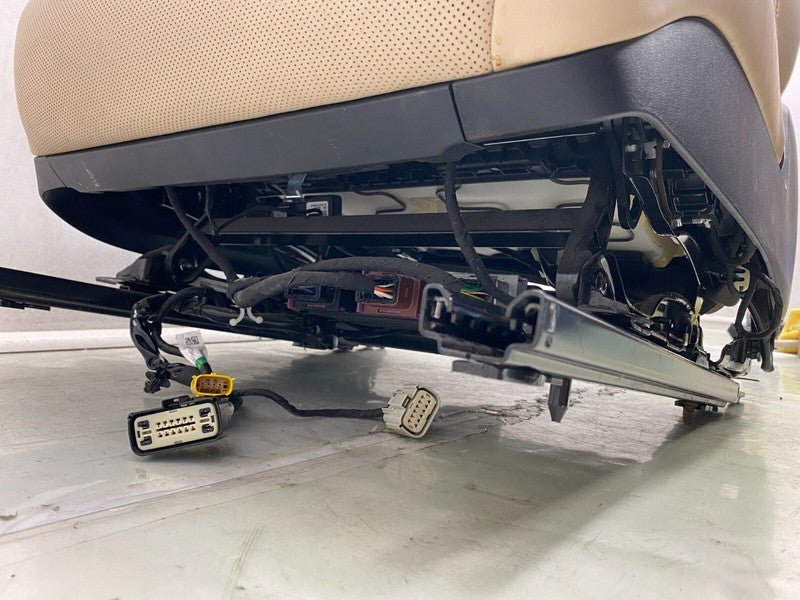 ⭕2016-2020 Tesla Model S Front Right 1st Row Seat Upper & Lower Cushion Assembly