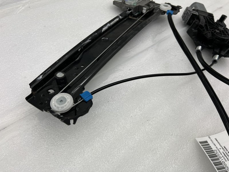 P11-C67040-04 ⭕2022-2024 Lucid Air Rear Right Side Window Regulator & Motor Assy P11-C67040-04