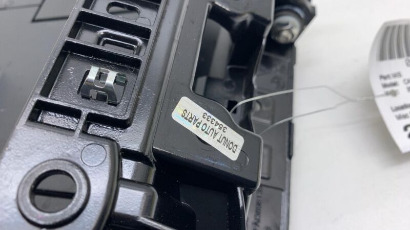9Y0.864.101 ⭕ 2018-2024 Porsche Cayenne Front Center Console Armrest Lid Cover 9Y0864101 OEM