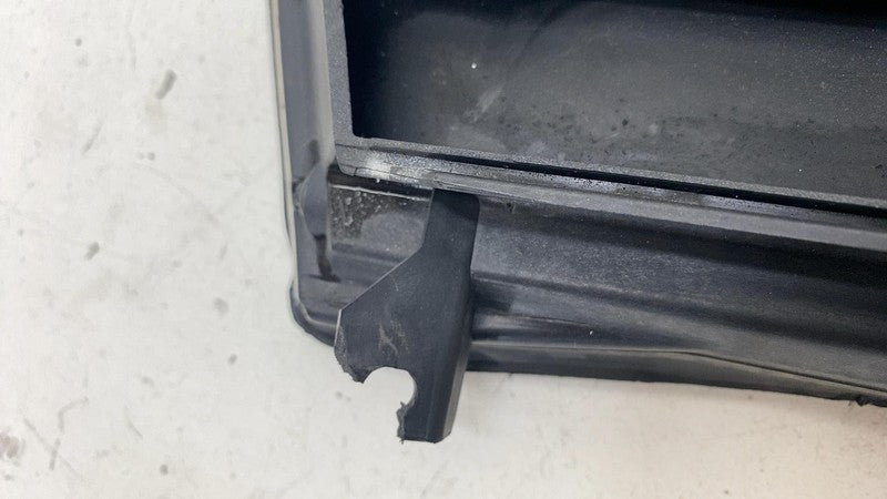 100726900E ⭕ 12-15 Model S Passenger Side Active Louvre A/C Vent Grille Right 1007269-00-E