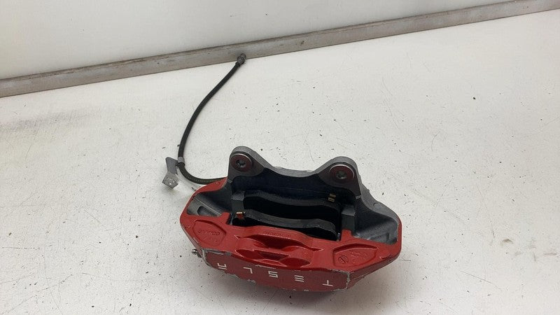 ⭕ 20-23 Tesla Model Y Front Passenger Side Caliper Red w/ Brake Hose L