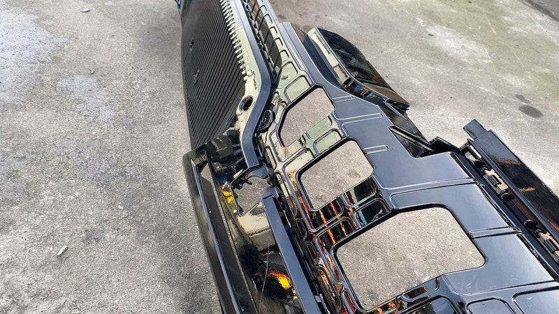 ⭕ 2024 Kia EV9 Rear Bumper Cover Assembly OEM