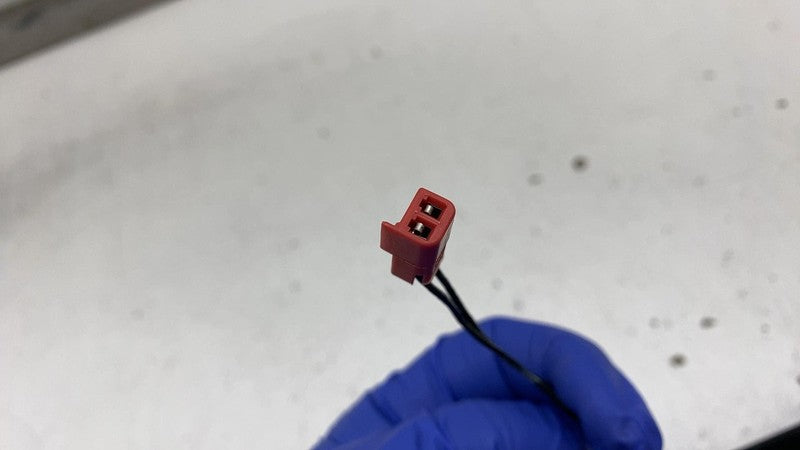 ⭕ 12-20 Model S Rear Center High Mounted Stop Light Third 3rd Brake 60