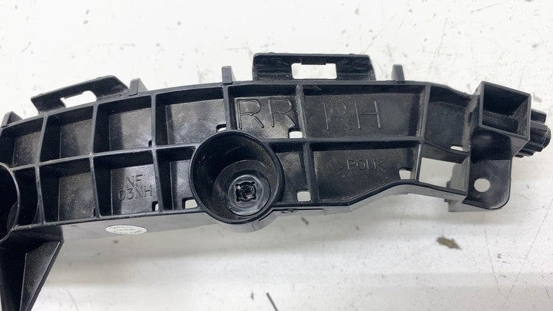 ⭕18-21 Toyota C-HR Rear Passenger Side Bumper Retainer Bracket Right 5