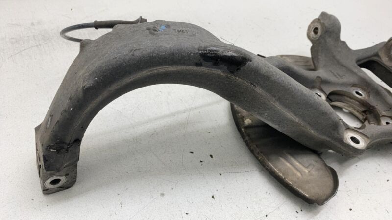 102731100F ⭕16-20 Model X Front Left Knee Knuckle w/ ABS Sensor & Rotor Shield 1027311-00-F