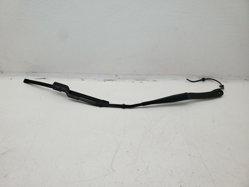 1076731-00-A ⭕ 2017-2022 Tesla Model 3 Front Windshield Wiper Arm & Blade Right 1076731-00-A