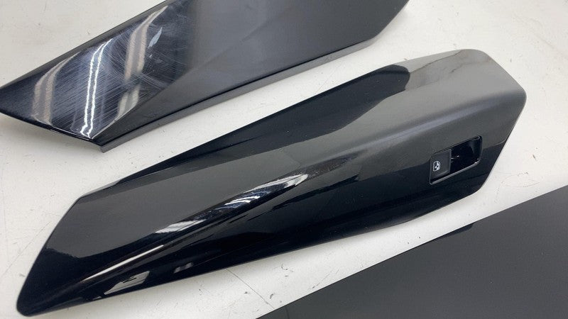 ⭕2021-2023 Volkswagen ID.4 Front & Rear Left & Right Door Panel Trim Cover Black