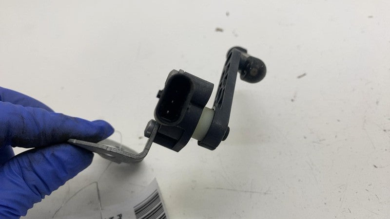 A 000 905 37 13 ⭕ 2022 Mercedes-Benz EQS 450+ Rear Left Ride Height Level Sensor LH A0009053713