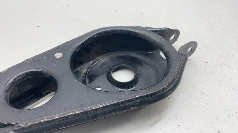 ⭕17-24 Chrysler Pacifica Rear Right Suspension Lower Control Arm Link
