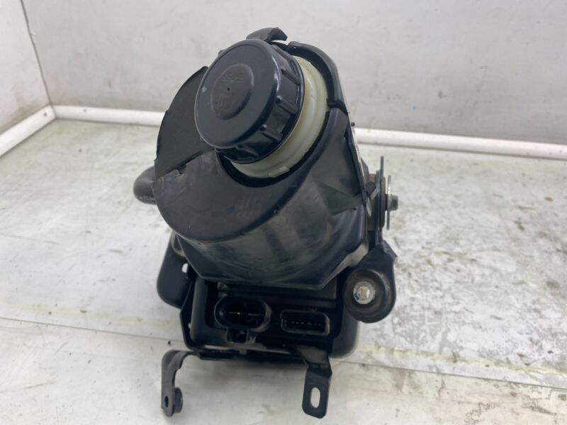 2016 2017 2018 2019 Infiniti Q50 Electric Power Steering Pump Motor Assembly OEM