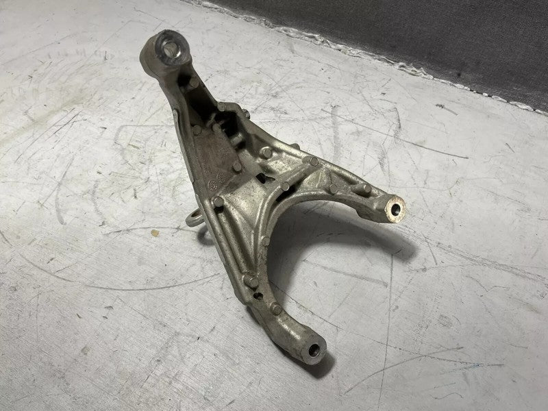 ⭕ 16-20 Model X MX Front Left Drive Unit Engine Raven Mount Bracket 11