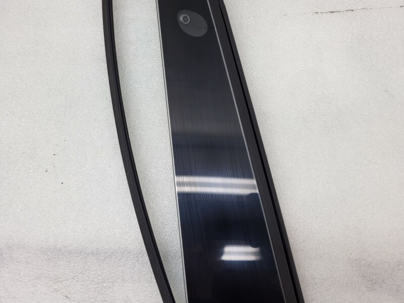108390200B 16-20 Model X Right B-Pillar Applique Trim Molding w/ Camera & Seal 1092312-98-F