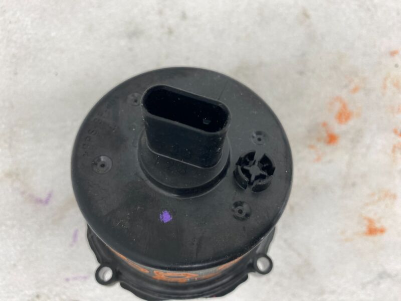 Does Not Apply 2017-2023 Tesla Model 3 M3 Radiator Reservoir Auxiliary Coolant Water Pump Motor