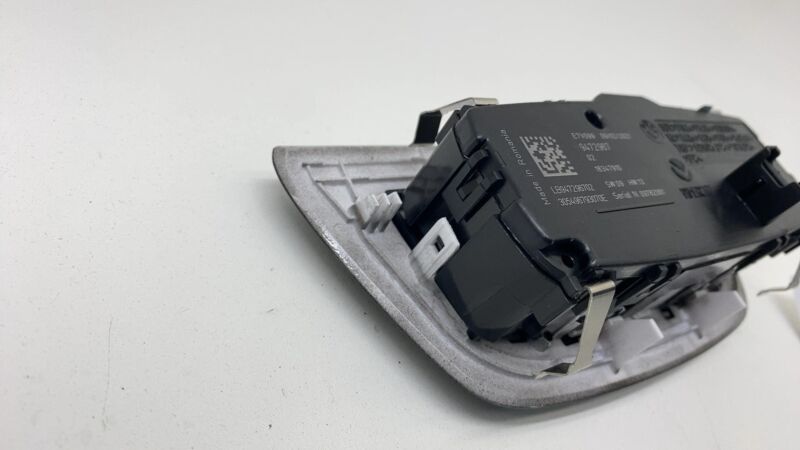 9472967 02 2017-2023 BMW 530e G30 Front Dash Headlight Head Light Lamp Control Switch Assy