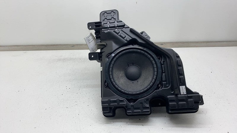 PT00029958D 2022-2024 Rivian R1S Meridian Speaker Bass Box Subwoofer Assembly PT00029958-D