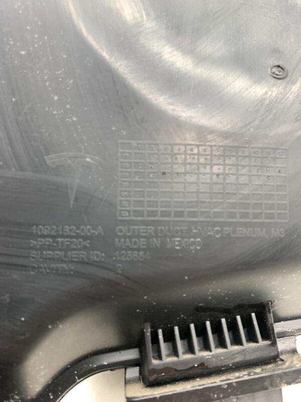 1092162-00-A 2017-2022 Tesla Model 3 M3 Thermal HVAC Heater Air Vent Duct Inlet Plenum Assy