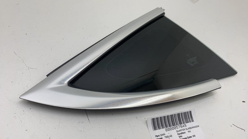 108070600H ⭕ 2017-2020 Tesla Model 3 Rear Right Quarter Fixed Window Glass RH 1080706-00-H