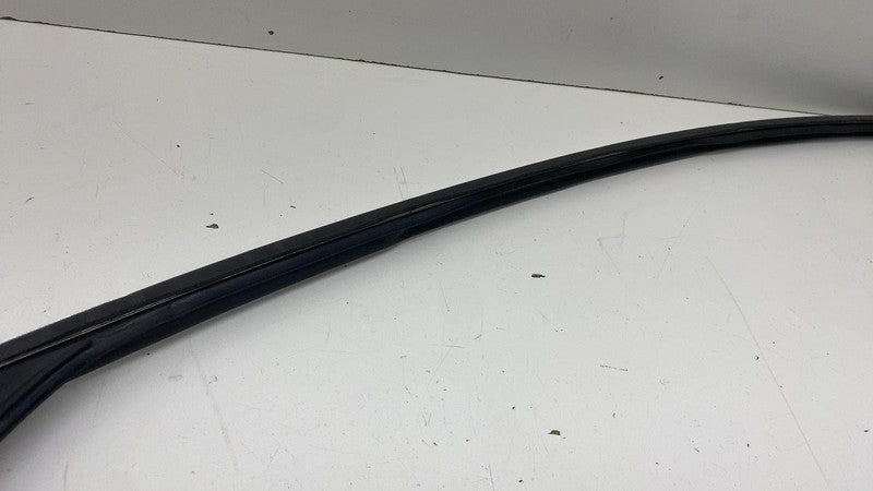 1032124-00-B ⭕ 2016-2018 Tesla Model X Door Chrome Upper Molding Bright Right RH 1032124-00-B