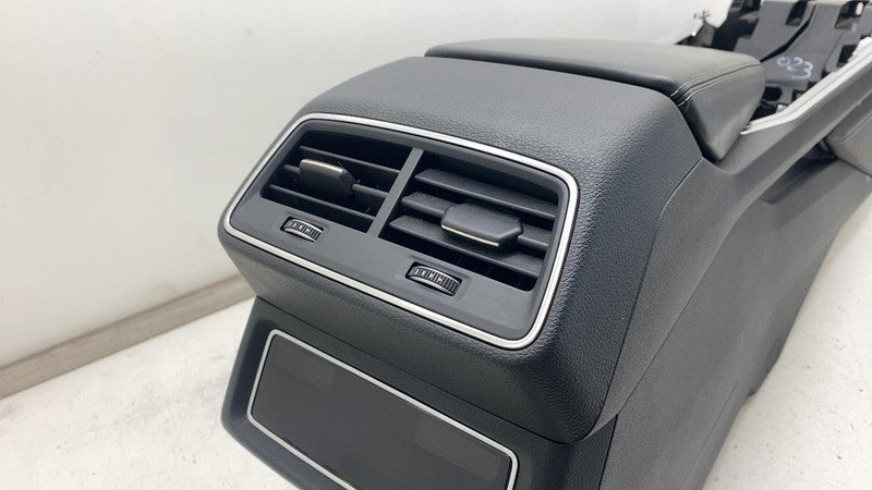 ⭕ 2021-2022 Audi E-Tron Quattro Front Center Console Assembly