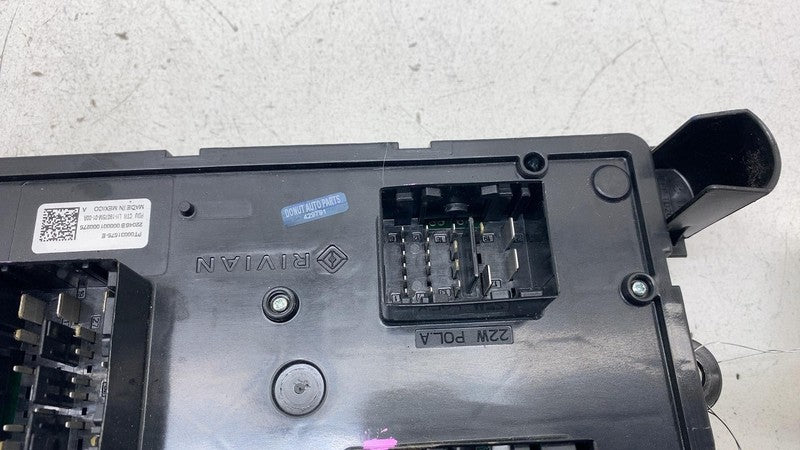 PT00031575E 2022-2024 Rivian R1T R1S Left Dash Fusebox Power Relay Control Module ECM Assy