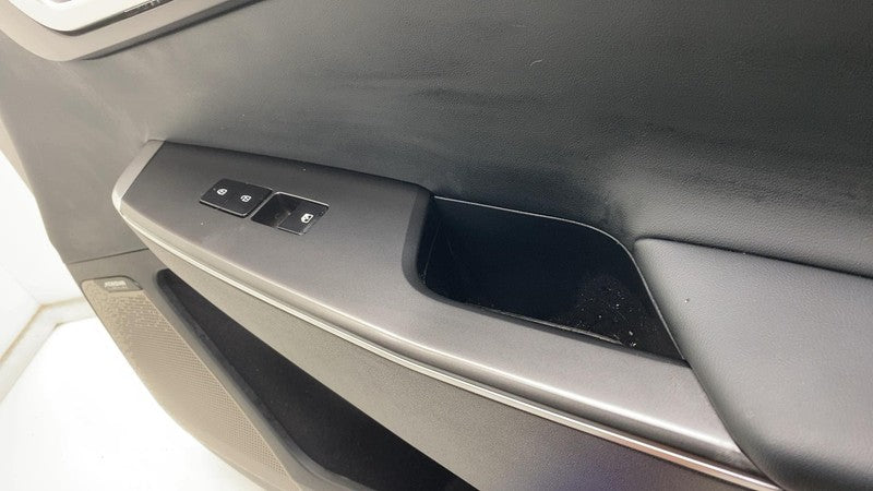 82C02-CV200 2022-2024 Kia EV6 Front Passenger Side Interior Door Panel Trim Cover Right OEM