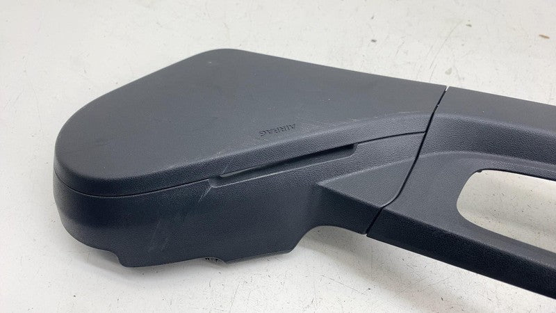 88172-SRT100 ⭕2025 Rivian R1S Front Driver Side Seat Outer Trim Cover Panel Left 88172-SRT100