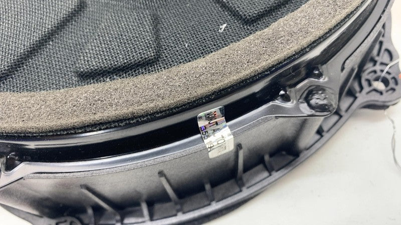 C100001455-F ⭕ 22-24 Rivian R1T R1S Rear Left or Right Door Audio Sound Speaker C100001455-F