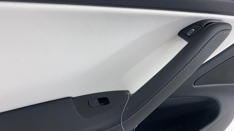 1090413-02-L ⭕ 17-20 Tesla Model 3 Rear Left Interior Door Panel Trim Card Cover 1090413-02-L