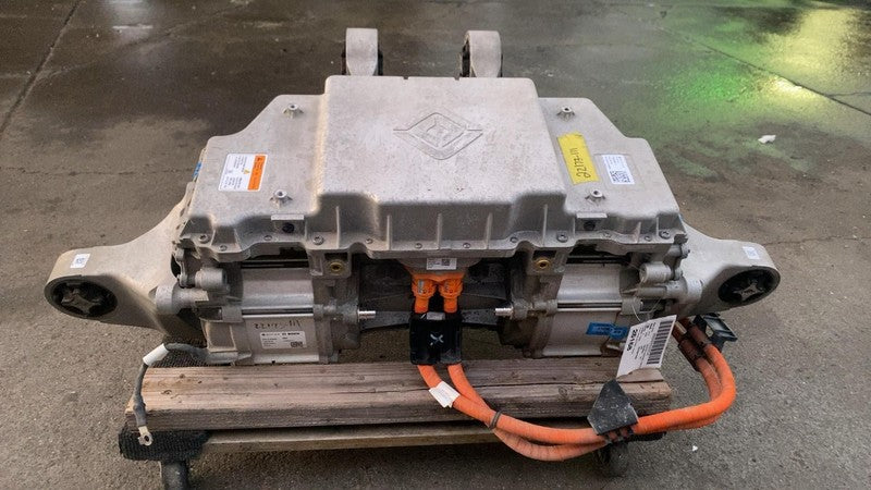 ⭕ 22-24 Rivian EDV 700 R1T R1S Engine Front Drive Unit Quad Motor PT00