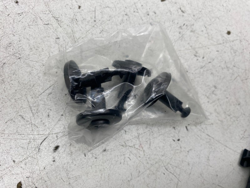 1494043 00 A ⭕ 2020-2024 Tesla Model Y Rear Side Bumper Retainer Bracket Left LH 1494043-00-A