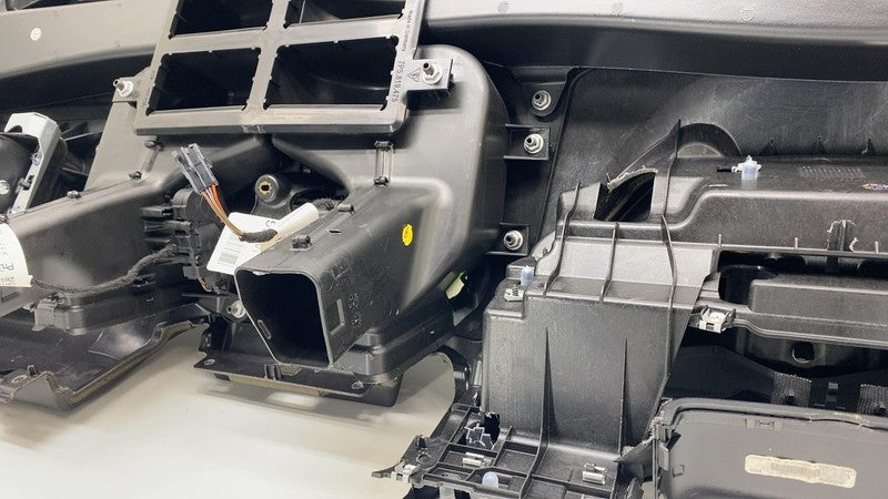 45000000503 2011-2016 Porsche Cayenne Front Dashboard Dash Instrument Panel Cover Black Assy