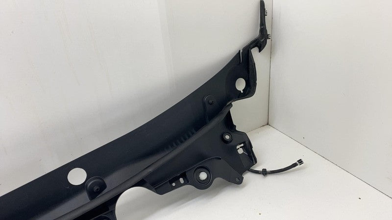 171253401D ⭕ 24-25 Model 3 Front Windshield Wiper Cowl Screen Underhood Trim 1712493-01-D