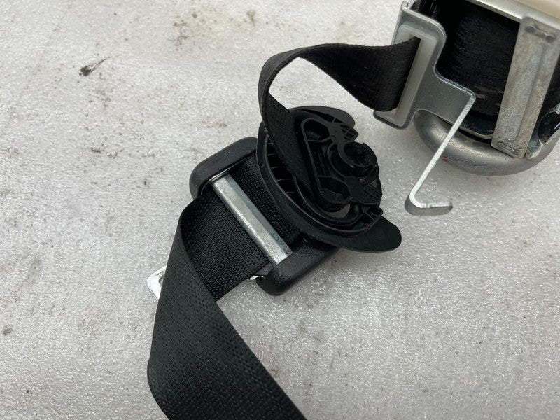 ⭕ 2016-2020 Tesla Model S Front Right 1st Row Seat Belt & Retractor 10