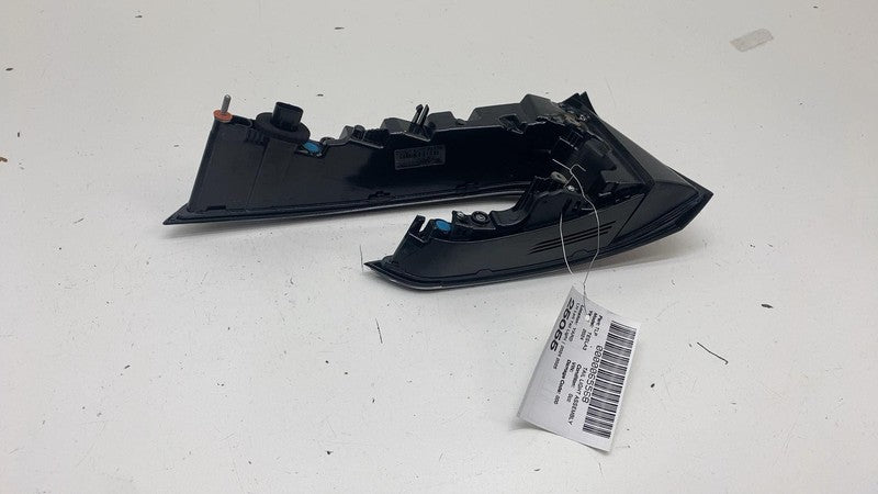 1691498-00-F ⭕ 24-25 Model 3 Rear Driver Side Taillight Quarter Tail Lamp Left 1691498-00-F